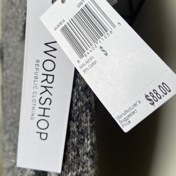 Republic Clothing Women's Fall Sweater - Picture 2 of 4